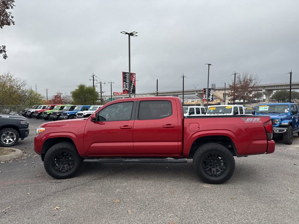 Used 2021 Toyota Tacoma SR image 12