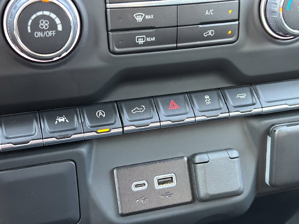 Used 2024 Chevrolet Silverado 1500 Custom RWD image 27