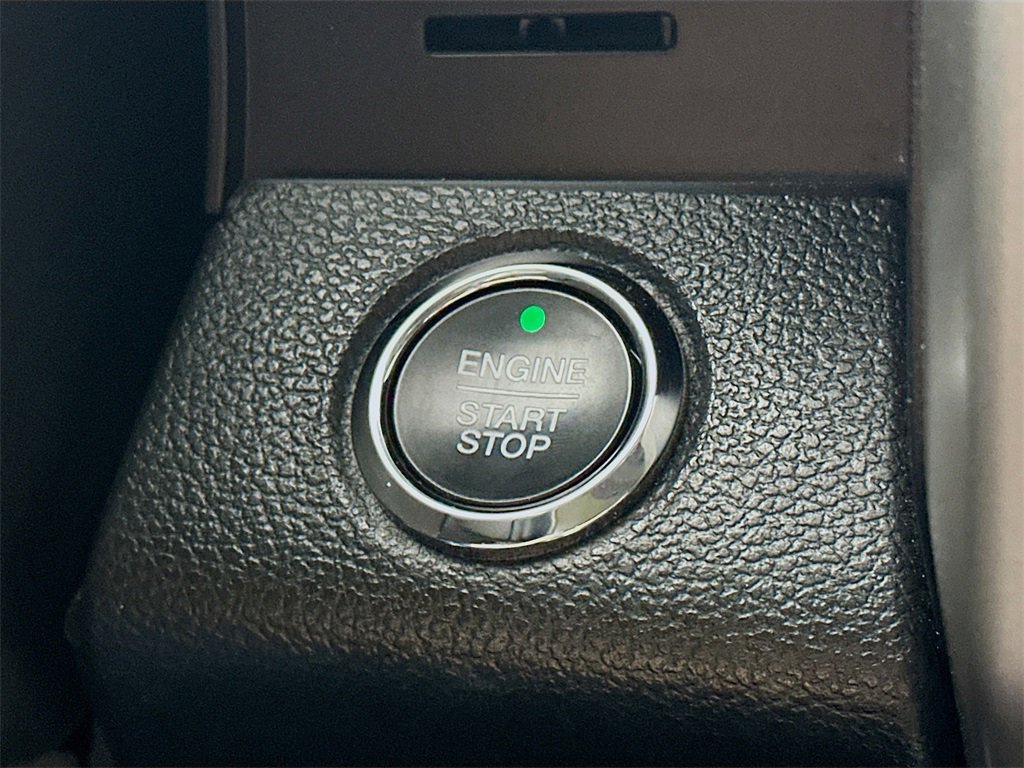 Used 2020 Ford F150 Lariat w/ Equipment Group 502A Luxury image 27