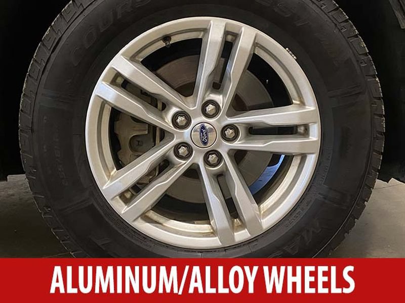 Used 2022 Ford Explorer XLT AWD/4WD image 7
