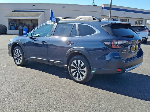 Certified 2023 Subaru Outback Limited image 4