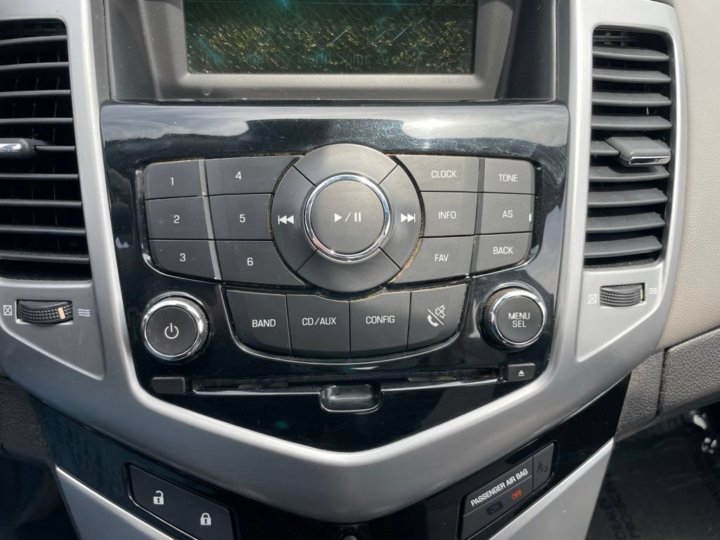 Used 2012 Chevrolet Cruze LS w/ Connectivity Package FWD image 11