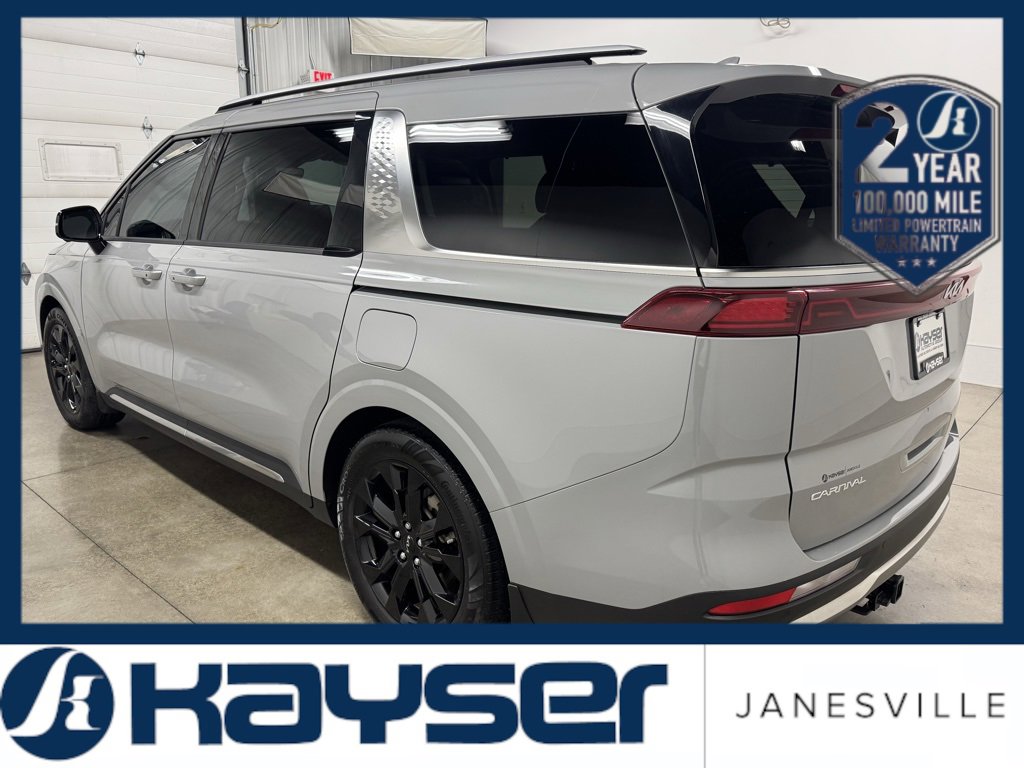 Used 2024 Kia Carnival SX Prestige image 4