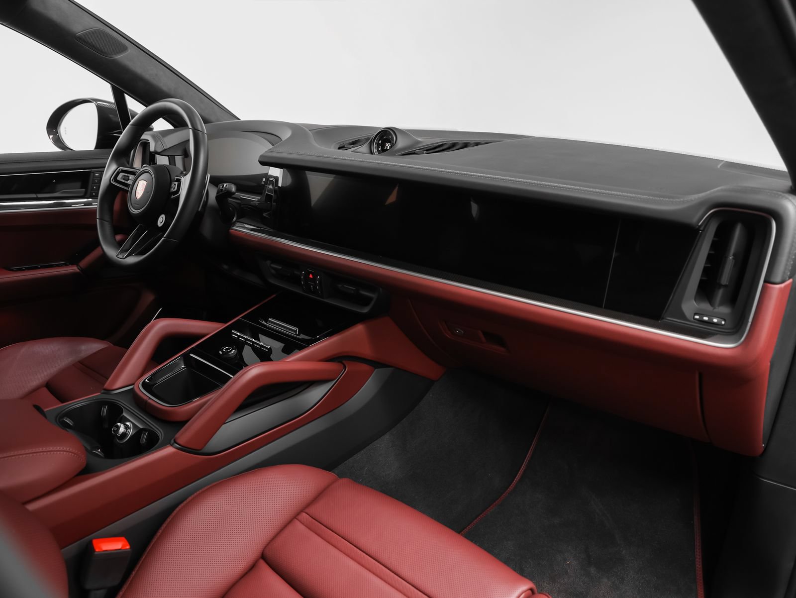 Certified 2024 Porsche Cayenne Turbo AWD/4WD image 32