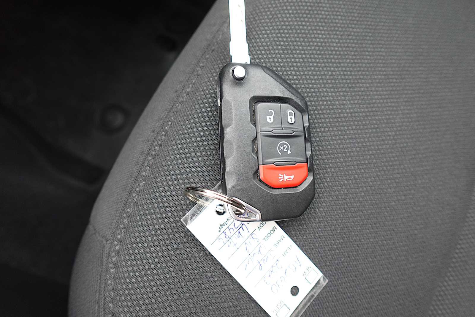 Used 2023 Jeep Wrangler Sahara w/ LED Lighting Group AWD/4WD image 38