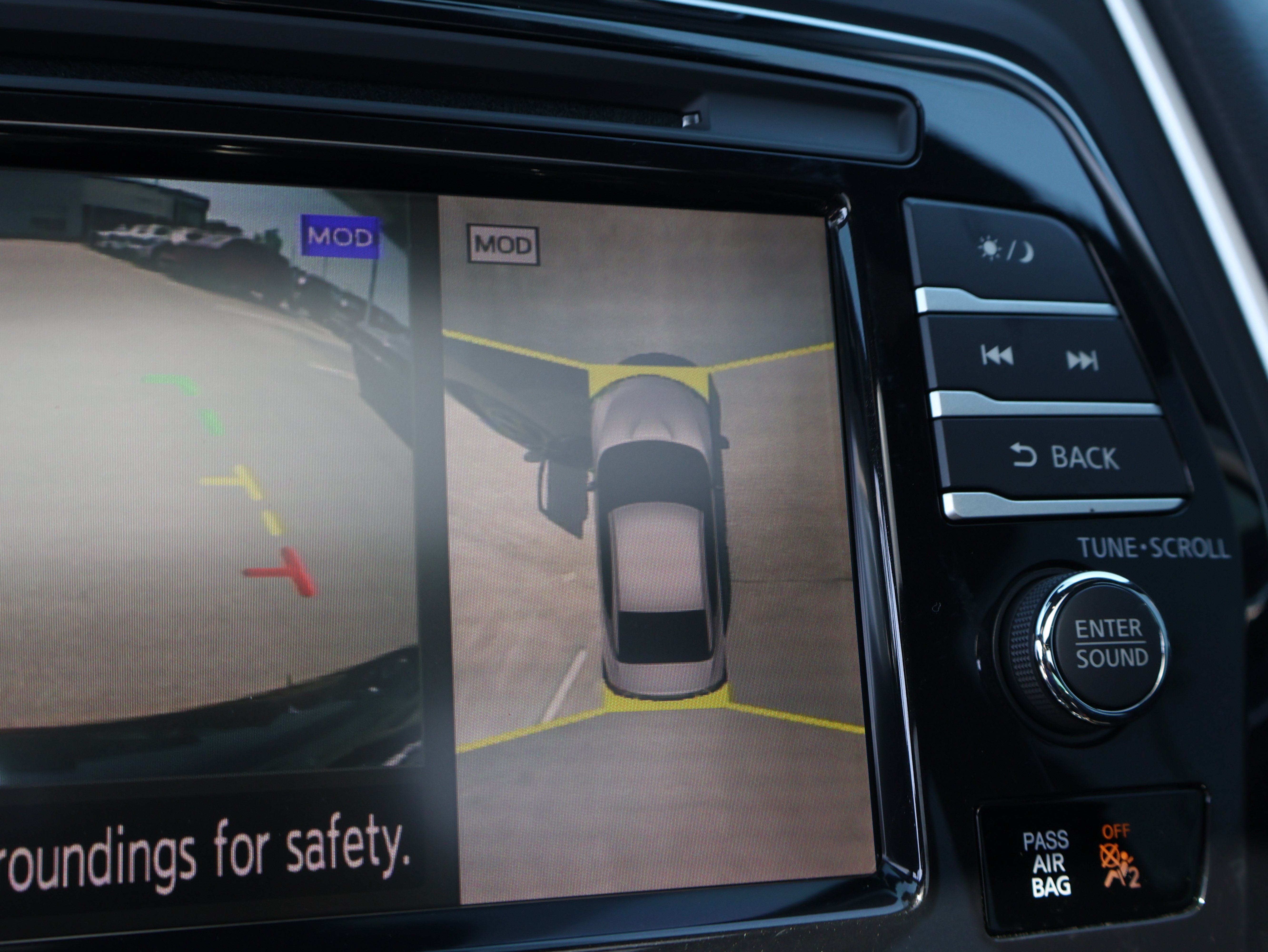 Used 2022 Nissan Maxima SR w/ Sport Mat Group FWD image 28