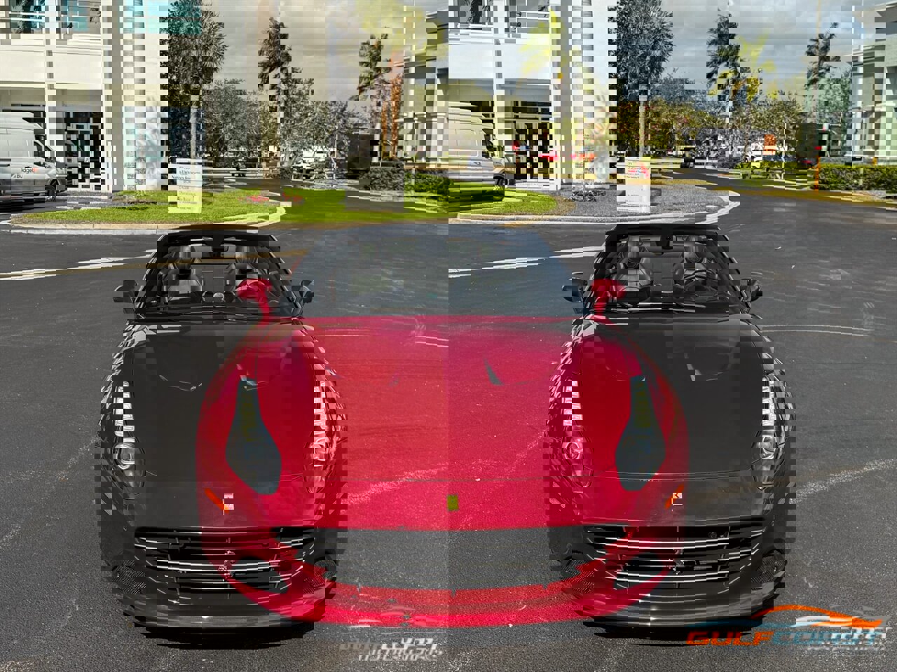 Used 2016 Ferrari California T image 4