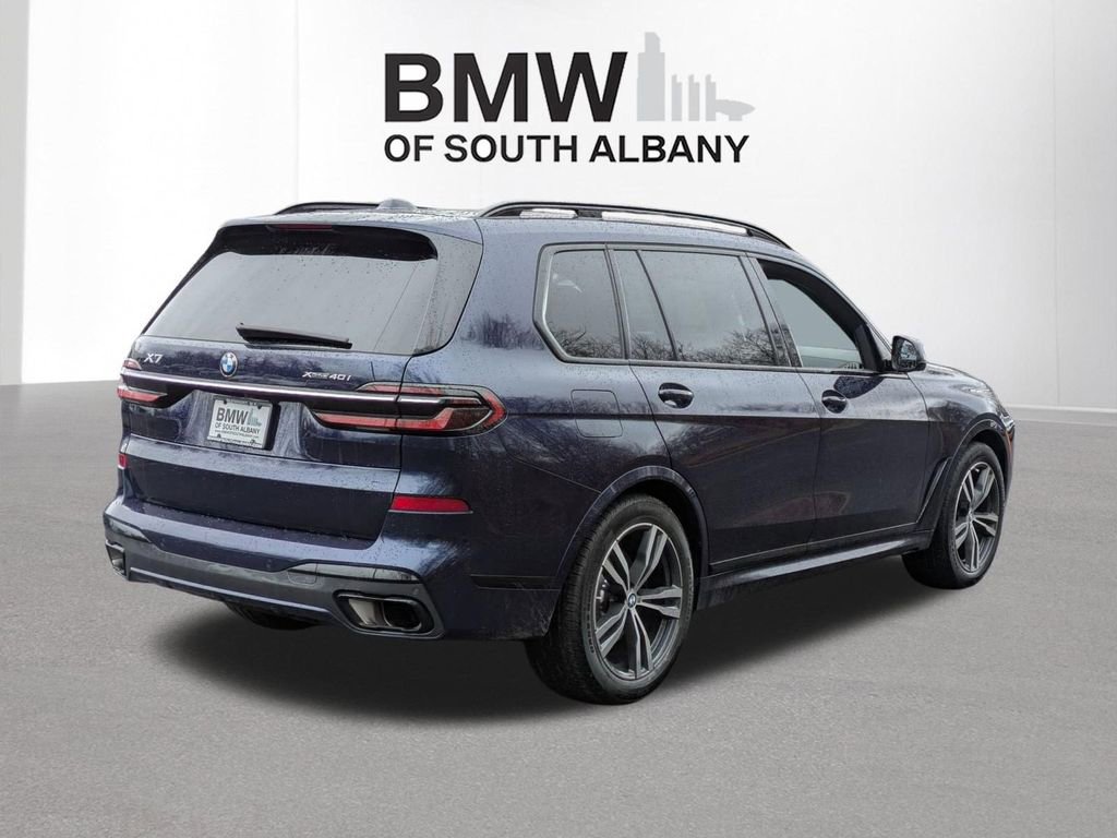 Used 2023 BMW X7 xDrive40i w/ Executive Package image 4