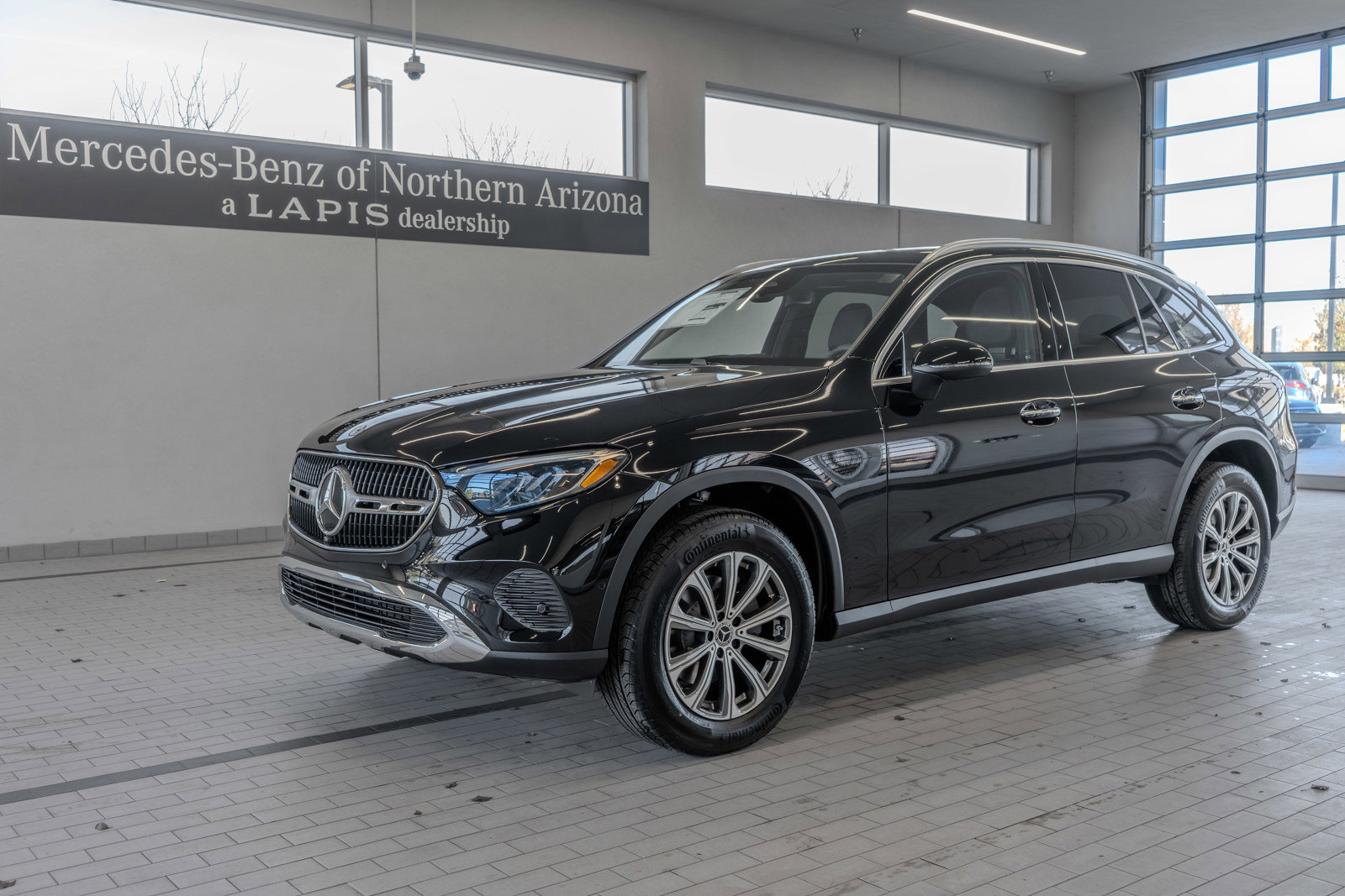 New 2026 Mercedes-Benz GLC 300 4MATIC image 3