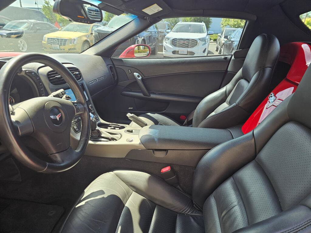 Used 2007 Chevrolet Corvette Convertible w/ Preferred Equipment Group RWD image 20
