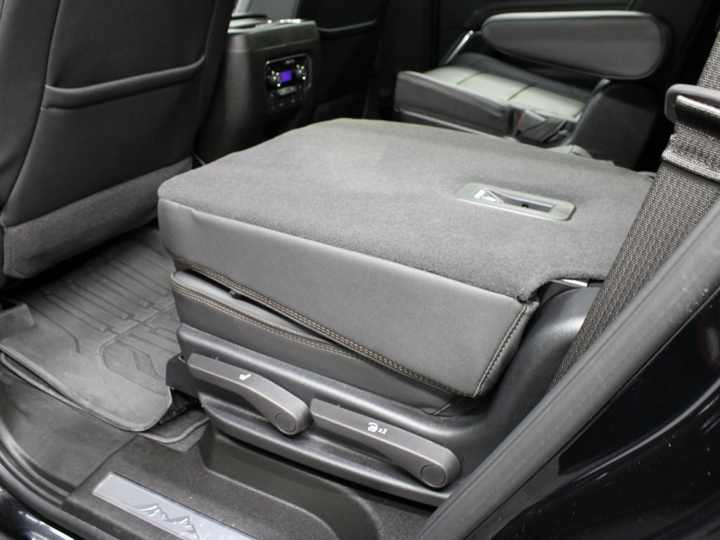 Used 2025 Chevrolet Tahoe High Country AWD/4WD image 72