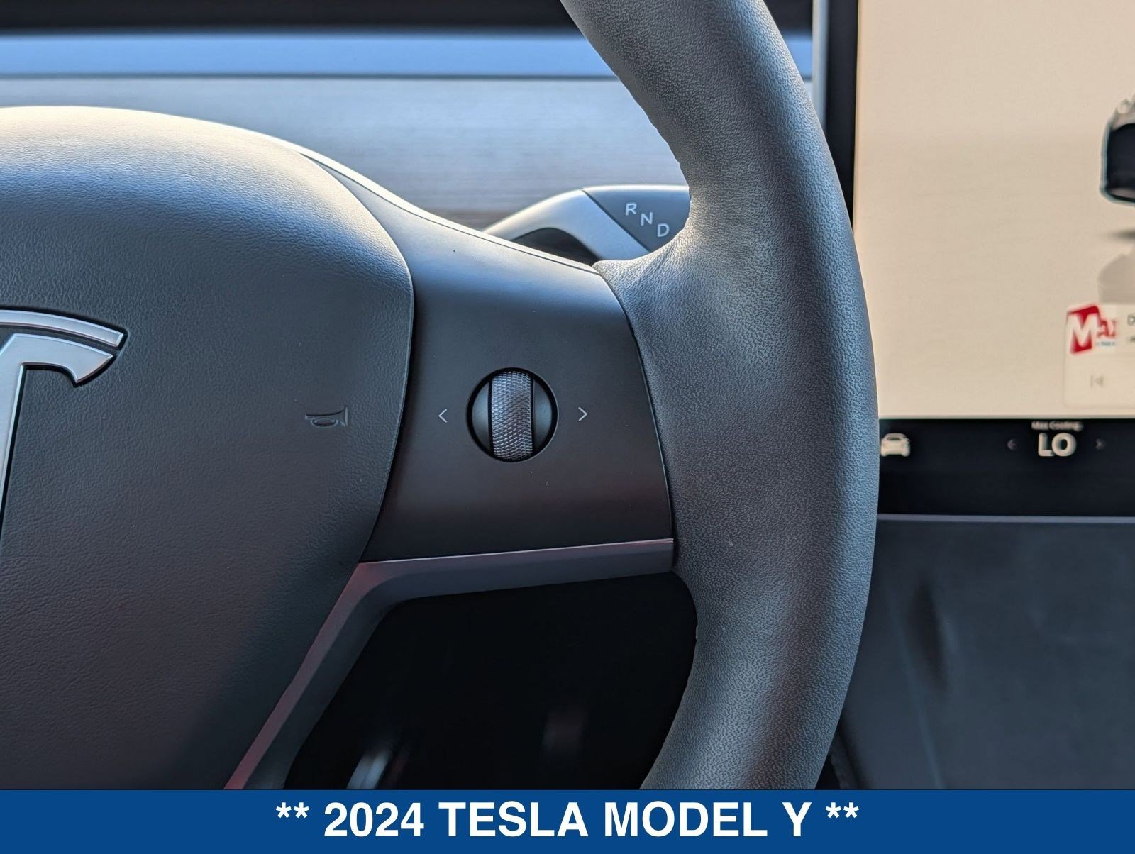 Used 2024 Tesla Model Y Long Range image 23
