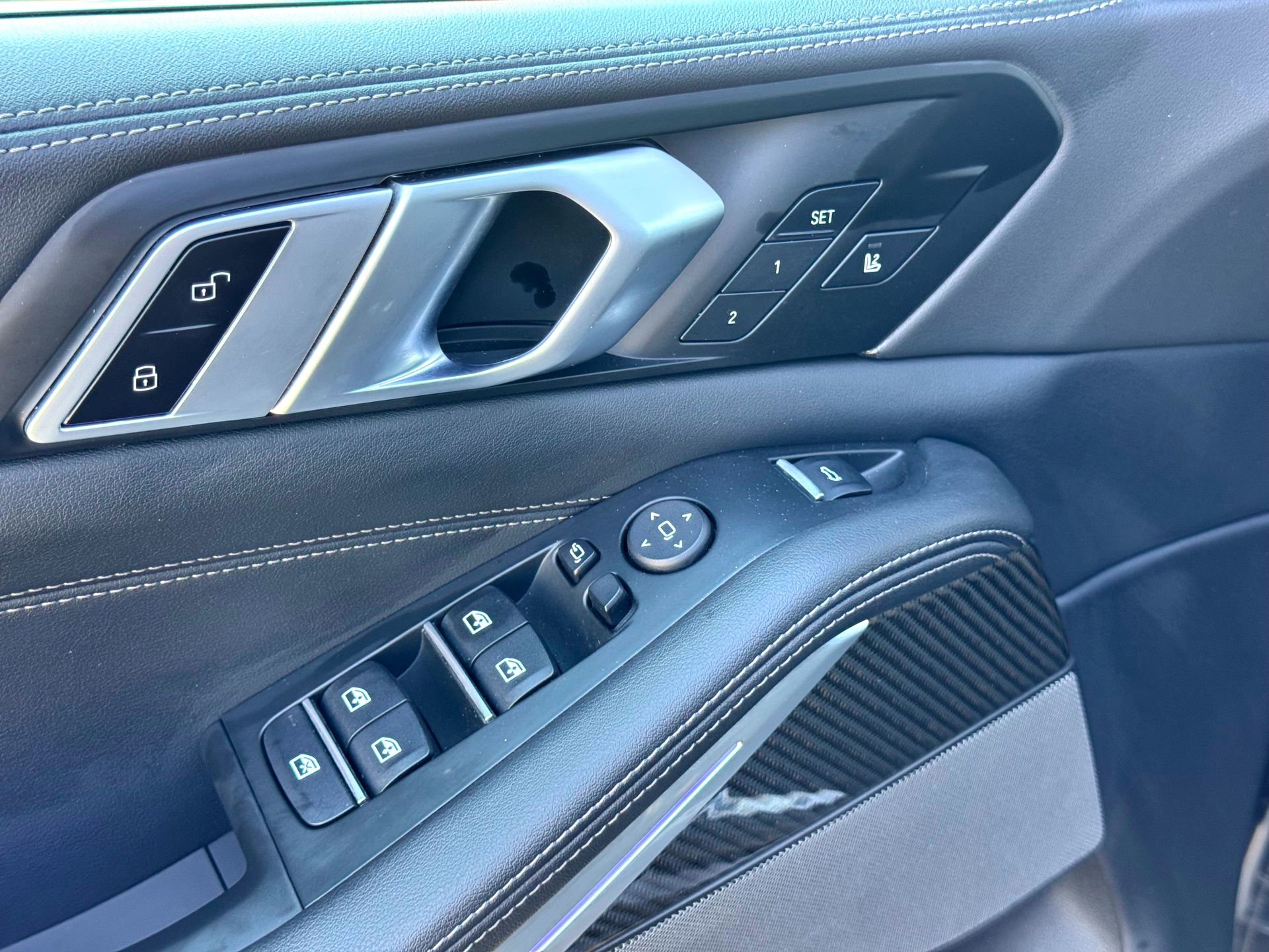 Used 2026 BMW X5 M60i image 18