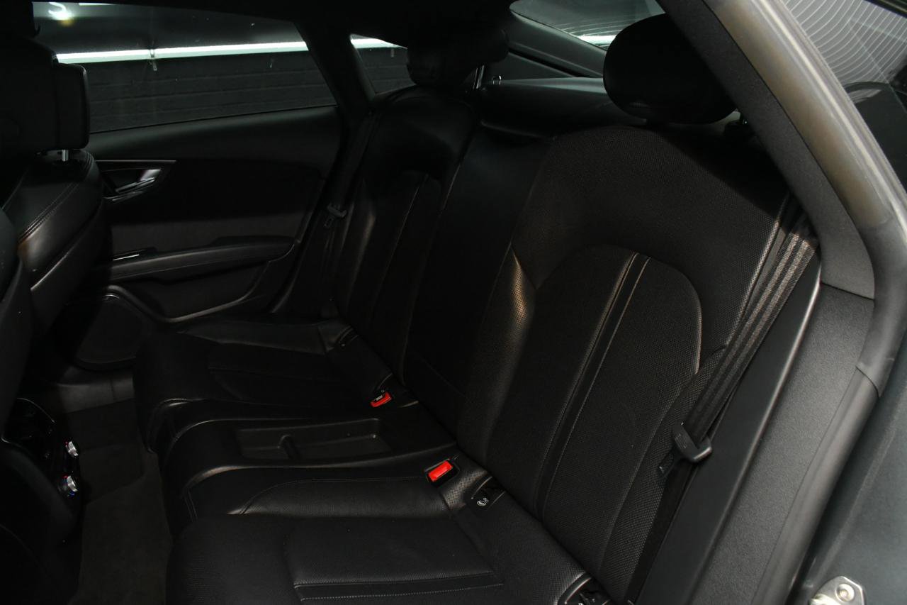 Used 2017 Audi RS 7 Performance w/ Driver Assistance Package image 37