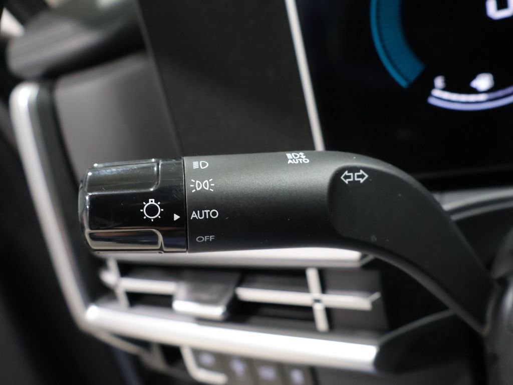 Used 2025 Hyundai Santa Fe SEL image 33