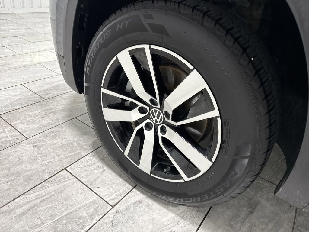 Used 2023 Volkswagen Atlas SE FWD image 34