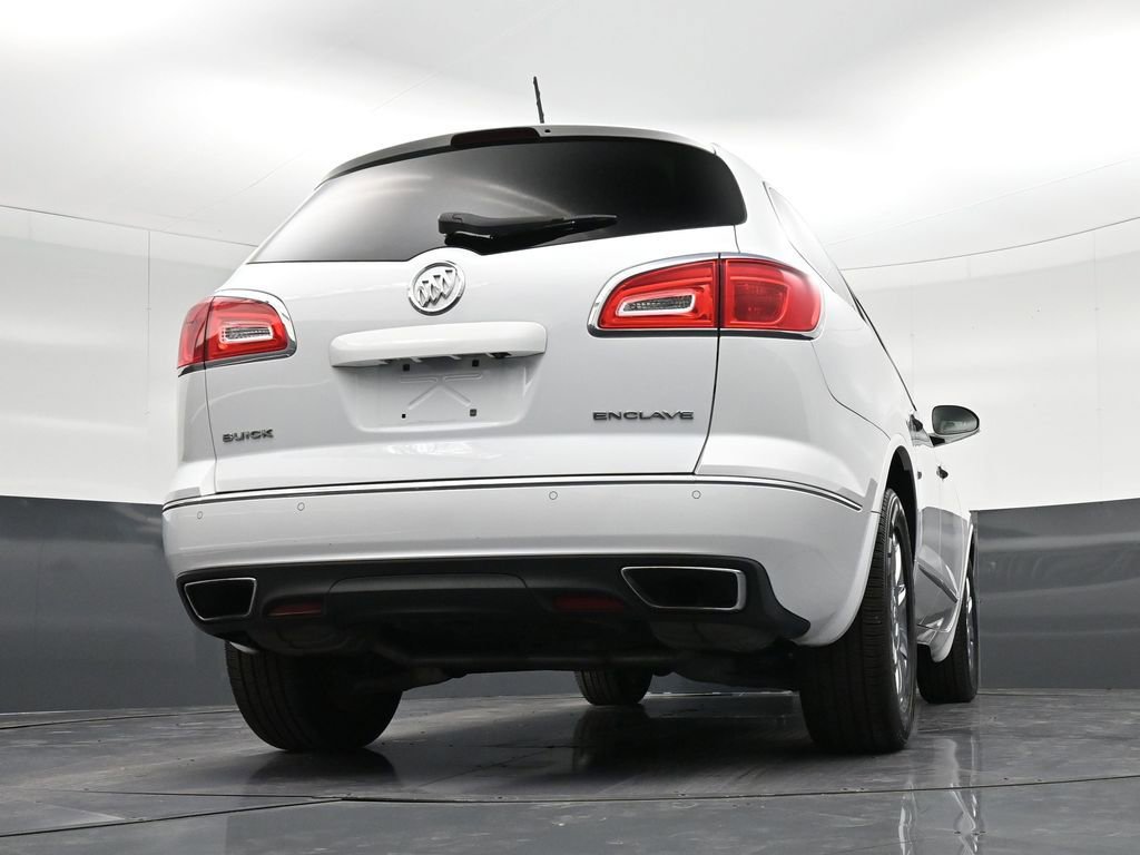 Used 2017 Buick Enclave Premium FWD image 34