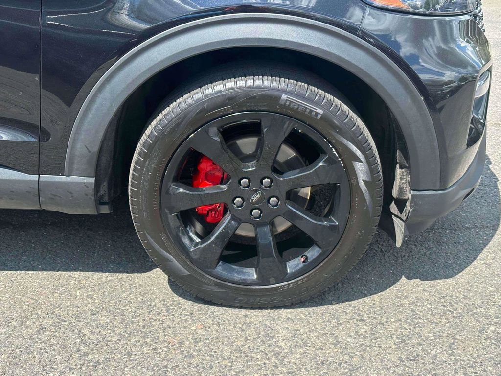 Used 2023 Ford Explorer ST-Line image 6