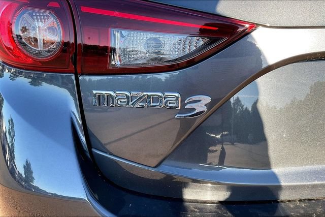 Used 2016 MAZDA MAZDA3 i Touring FWD image 23