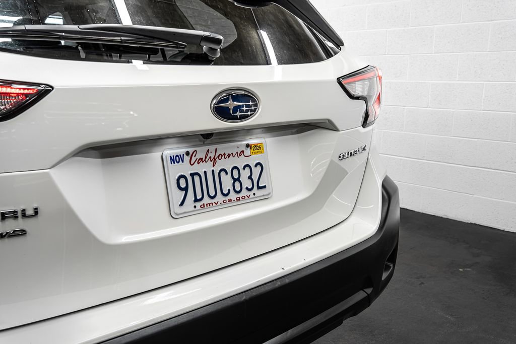 Used 2023 Subaru Outback Premium image 16