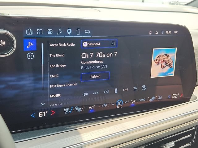 Used 2025 Chevrolet Tahoe Premier AWD/4WD image 12