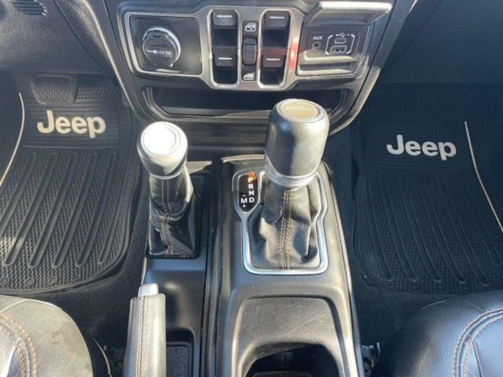 Used 2021 Jeep Gladiator Overland AWD/4WD image 31