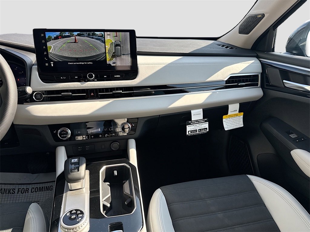 New 2025 Mitsubishi Outlander SE image 25