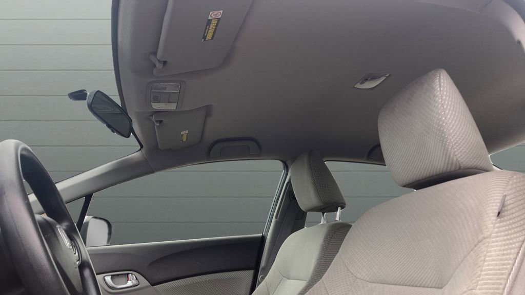 Used 2012 Honda Civic Hybrid Sedan image 15