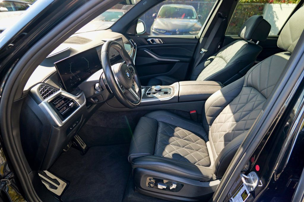 Used 2024 BMW X5 M60i w/ Executive Package image 20