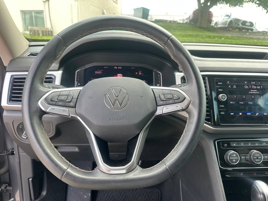 Used 2023 Volkswagen Atlas SE w/ Panoramic Sunroof Package FWD image 44