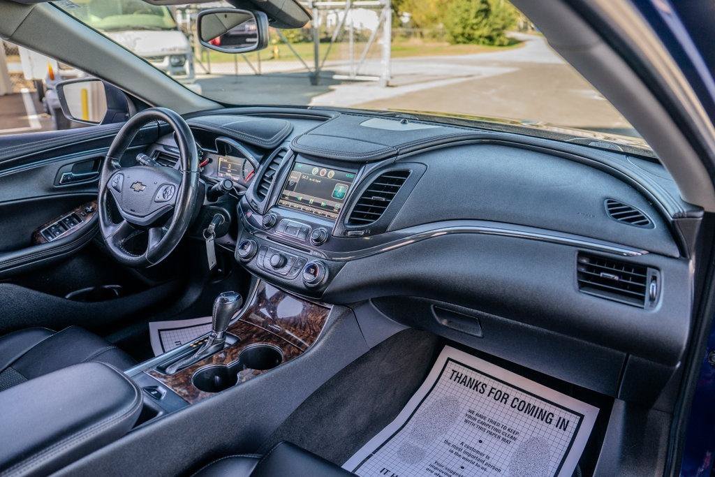 Used 2014 Chevrolet Impala LT w/ Convenience Package FWD image 19