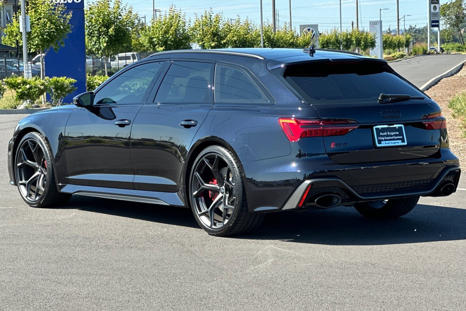 New 2025 Audi RS 6 performance image 5