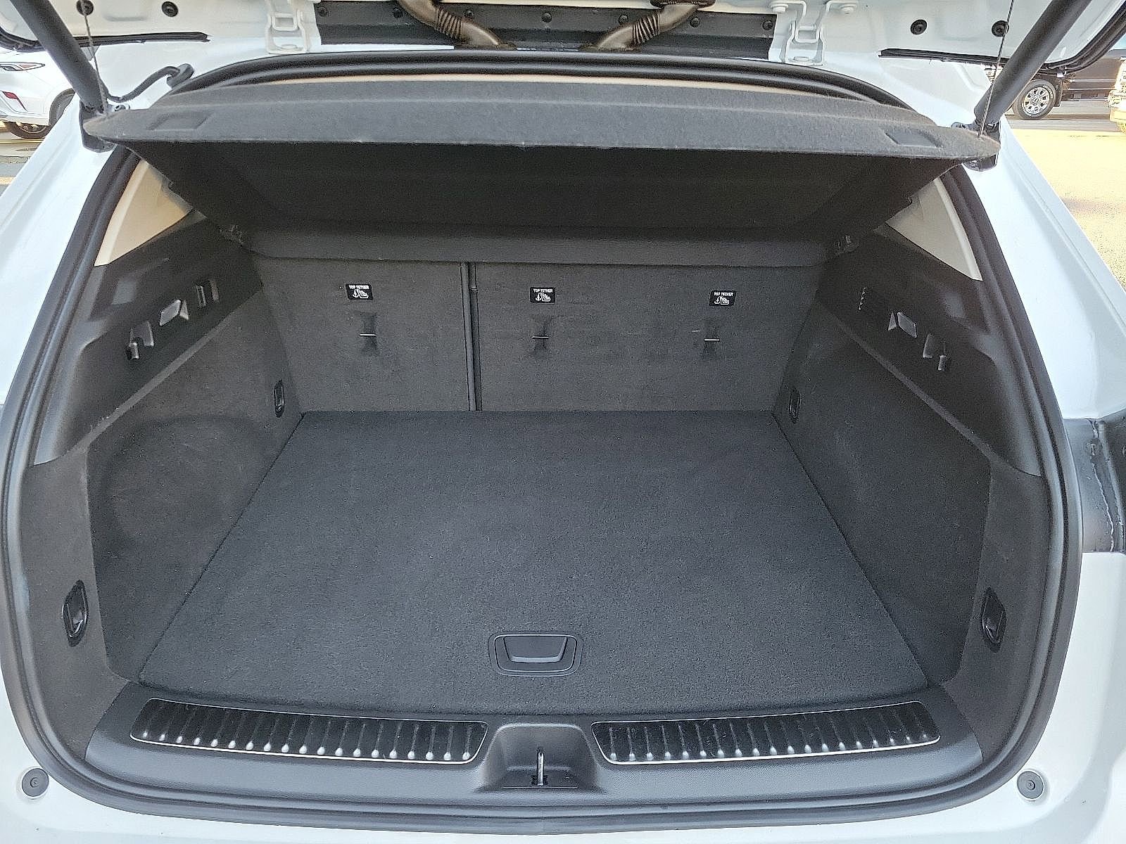 Used 2021 Buick Envision Essence w/ Sport Touring Package image 28