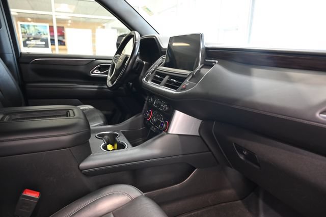 Used 2021 Chevrolet Suburban LT w/ Luxury Package AWD/4WD image 14