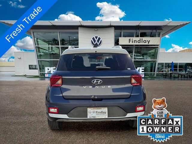 Used 2020 Hyundai Venue FWD image 5