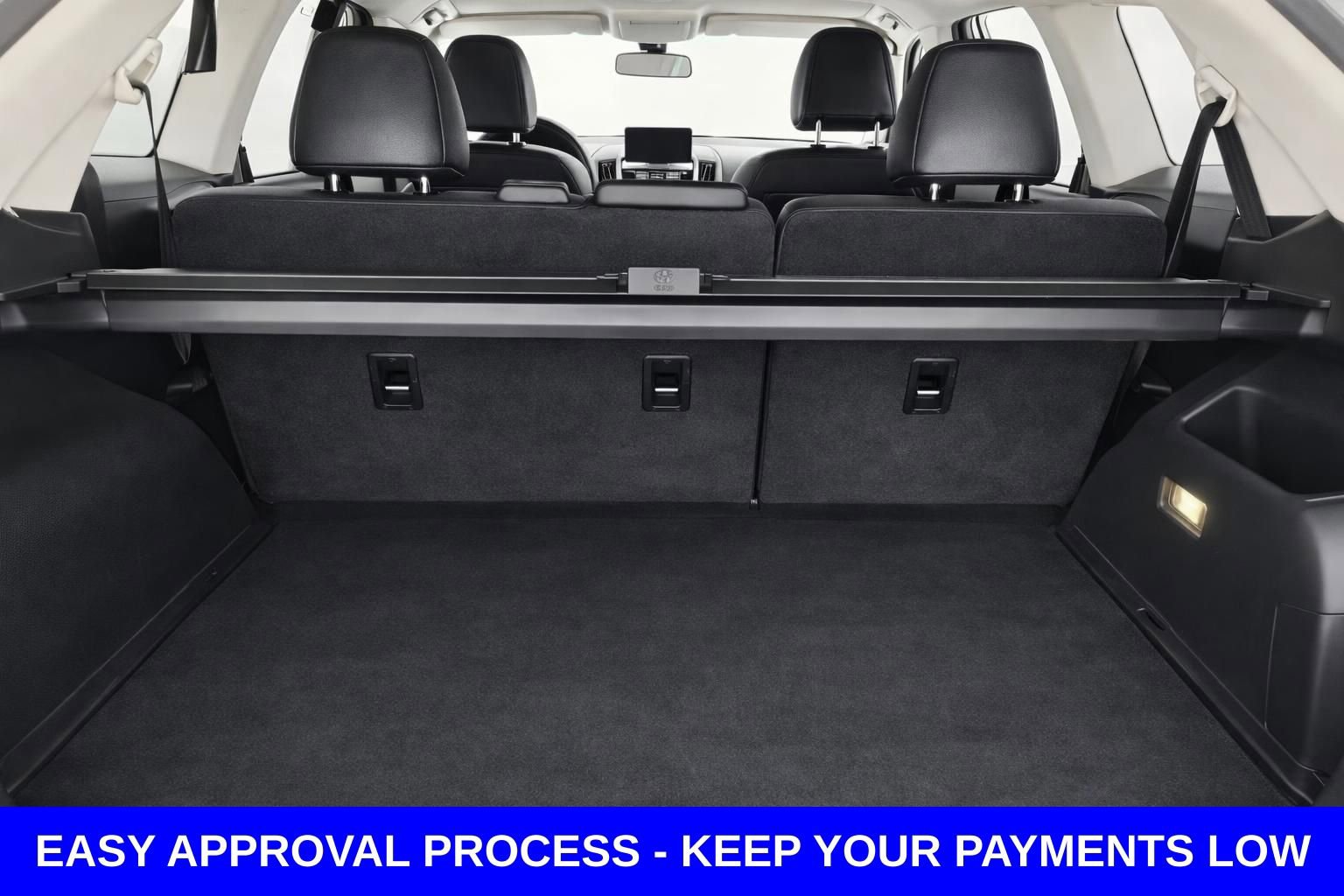 Used 2017 Ford Edge SE w/ Cargo Accessory Package image 14