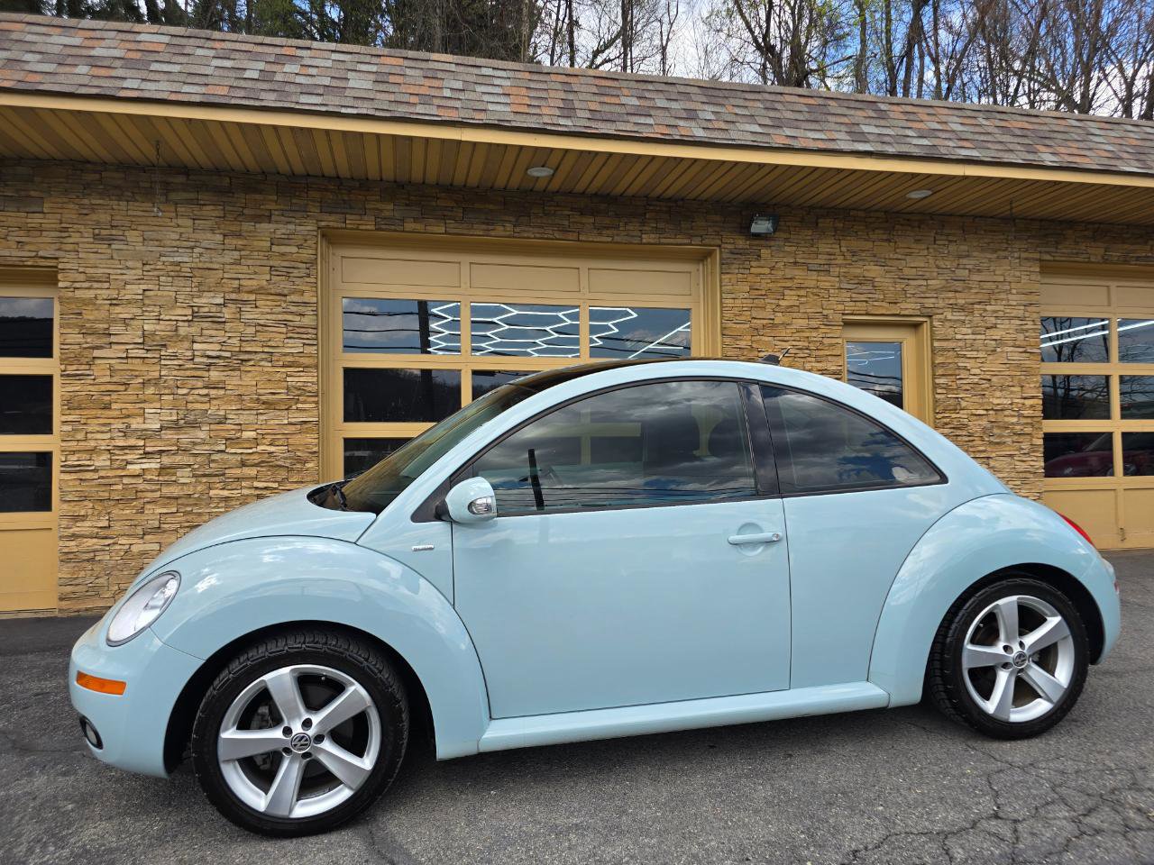 Used 2010 Volkswagen Beetle Final Edition