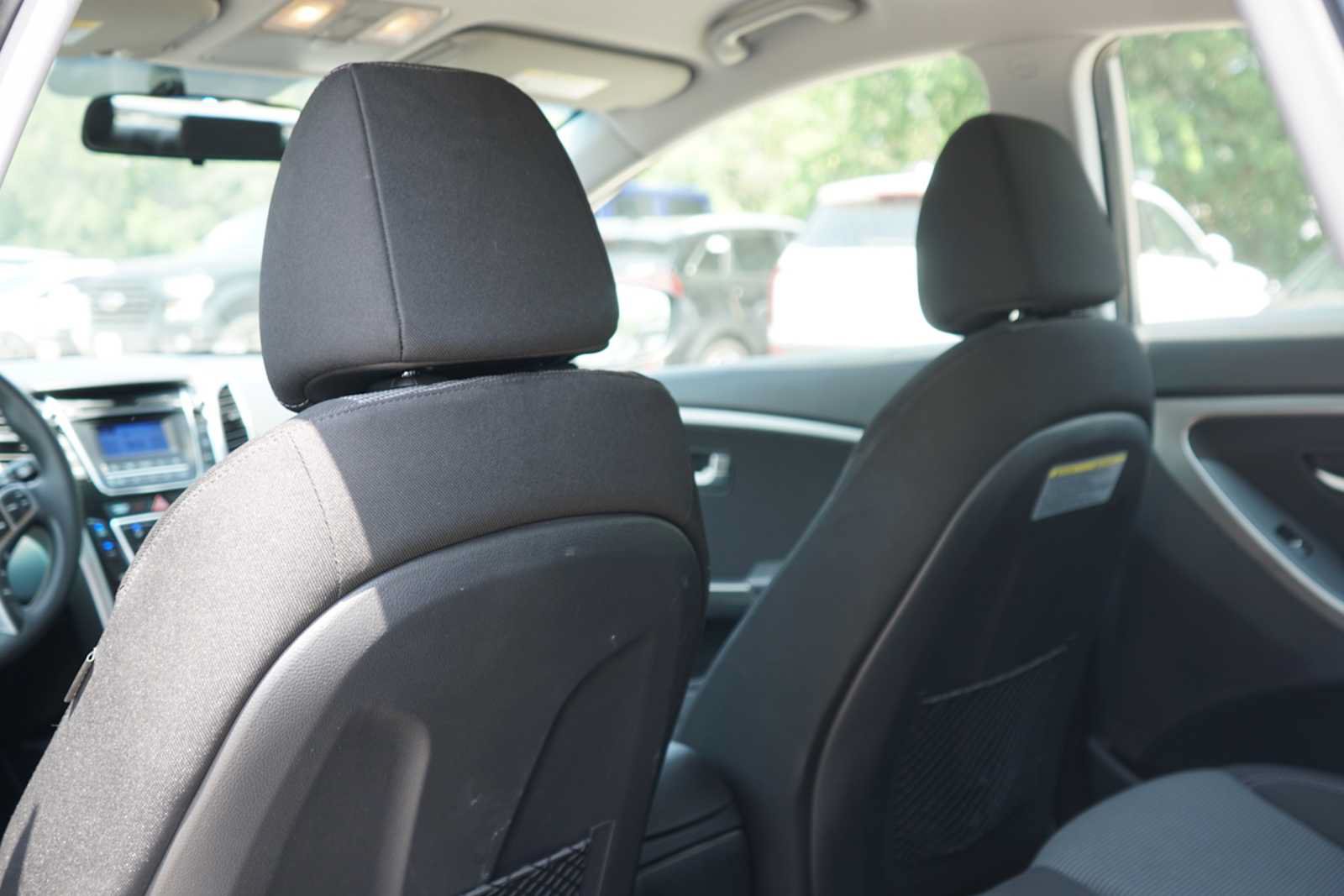 Used 2016 Hyundai Elantra GT FWD image 15