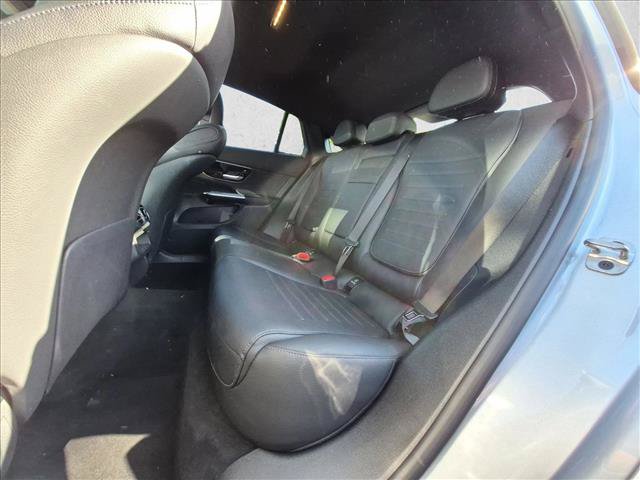 Used 2024 Mercedes-Benz GLC 300 4MATIC image 19