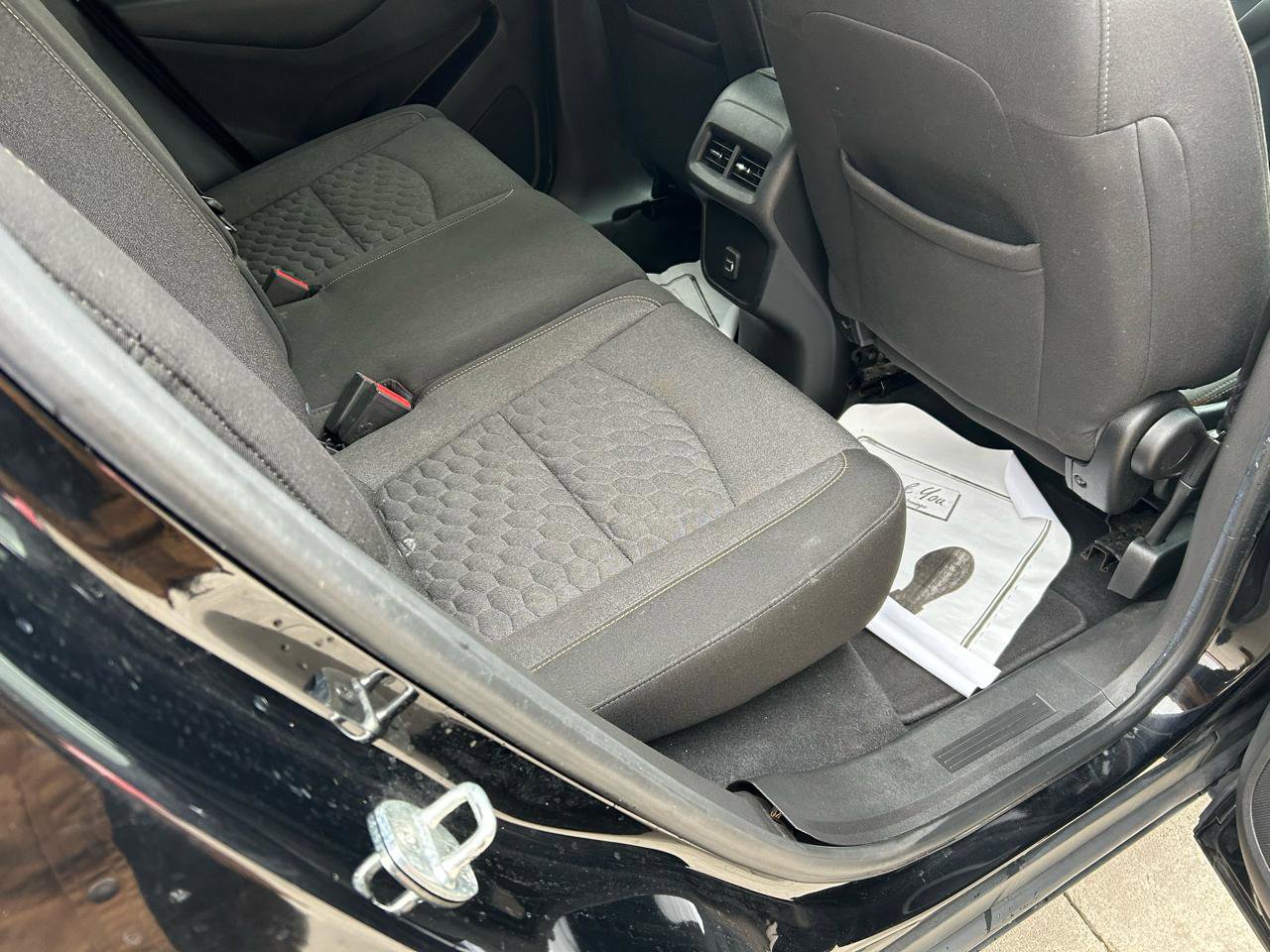 Used 2020 Chevrolet Equinox LT image 11