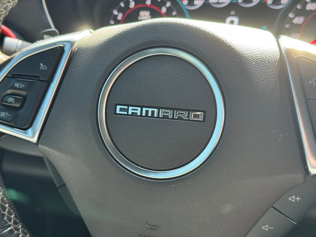 Used 2018 Chevrolet Camaro SS image 30