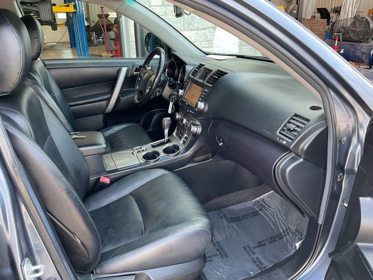 Used 2012 Toyota Highlander SE w/ Tow Pkg AWD/4WD image 51