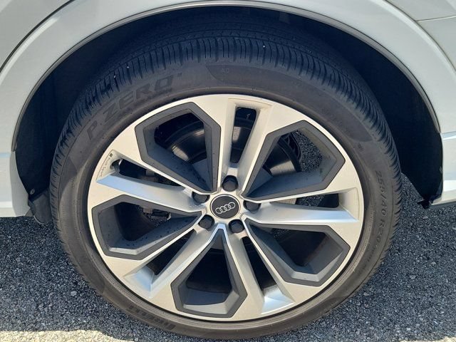 Used 2020 Audi Q3 2.0T Prestige AWD/4WD image 10