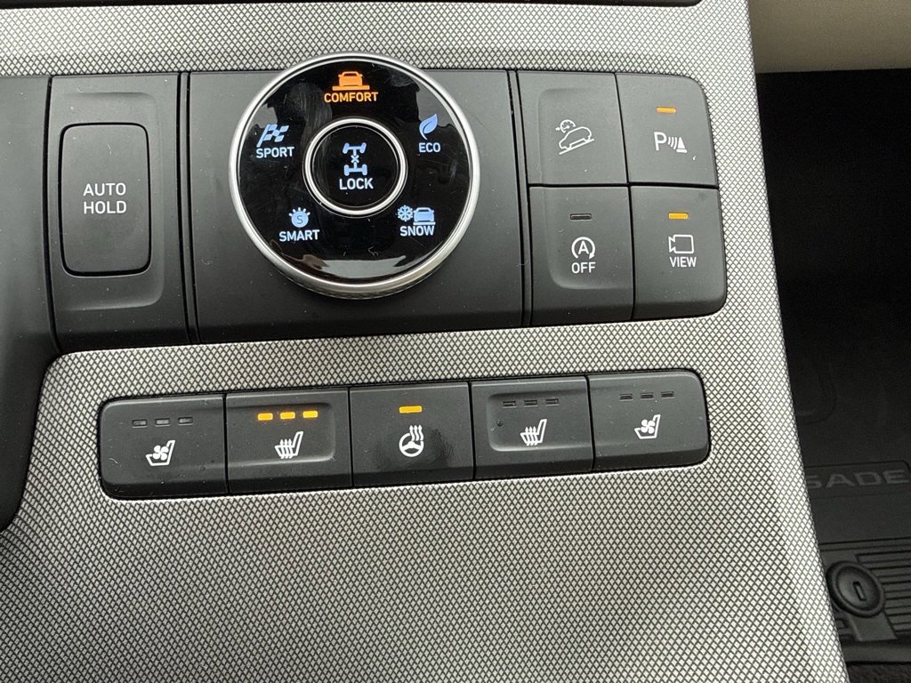 Certified 2021 Hyundai Palisade Calligraphy w/ Winter Package image 35