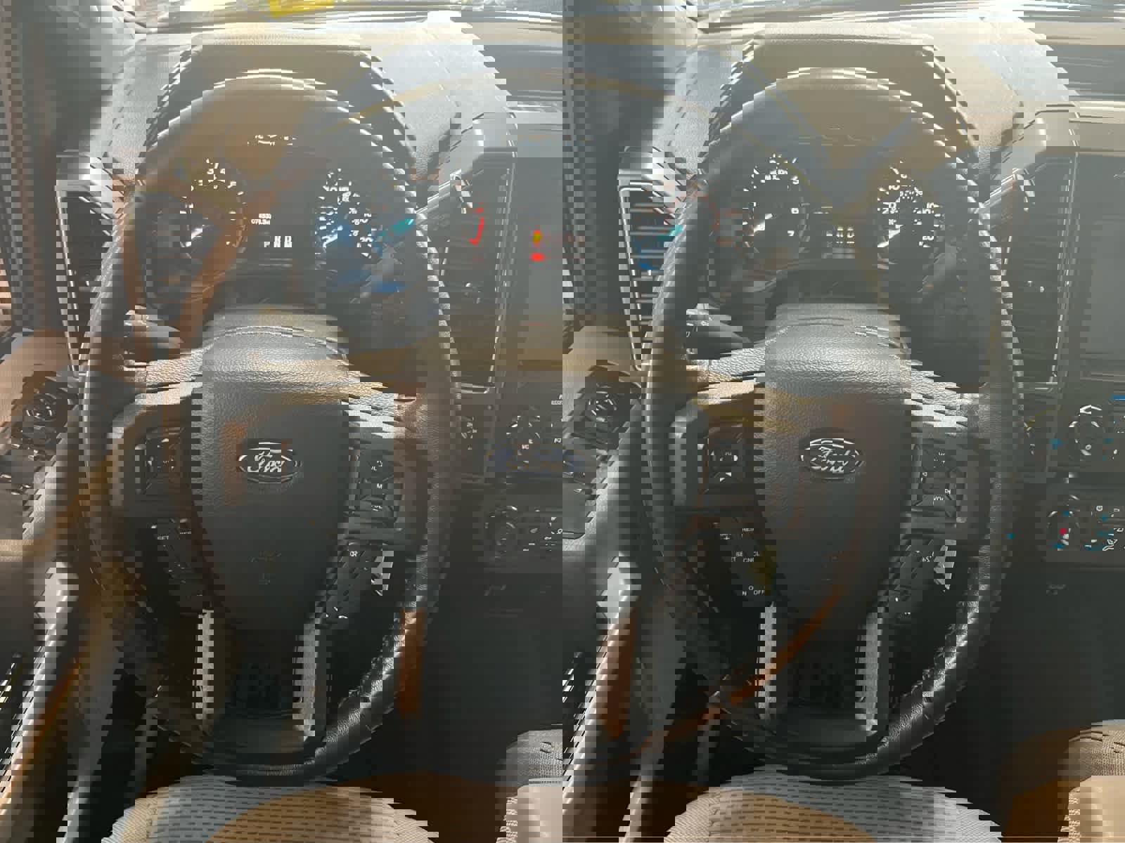 Used 2020 Ford F150 XLT w/ Equipment Group 302A Luxury AWD/4WD image 10