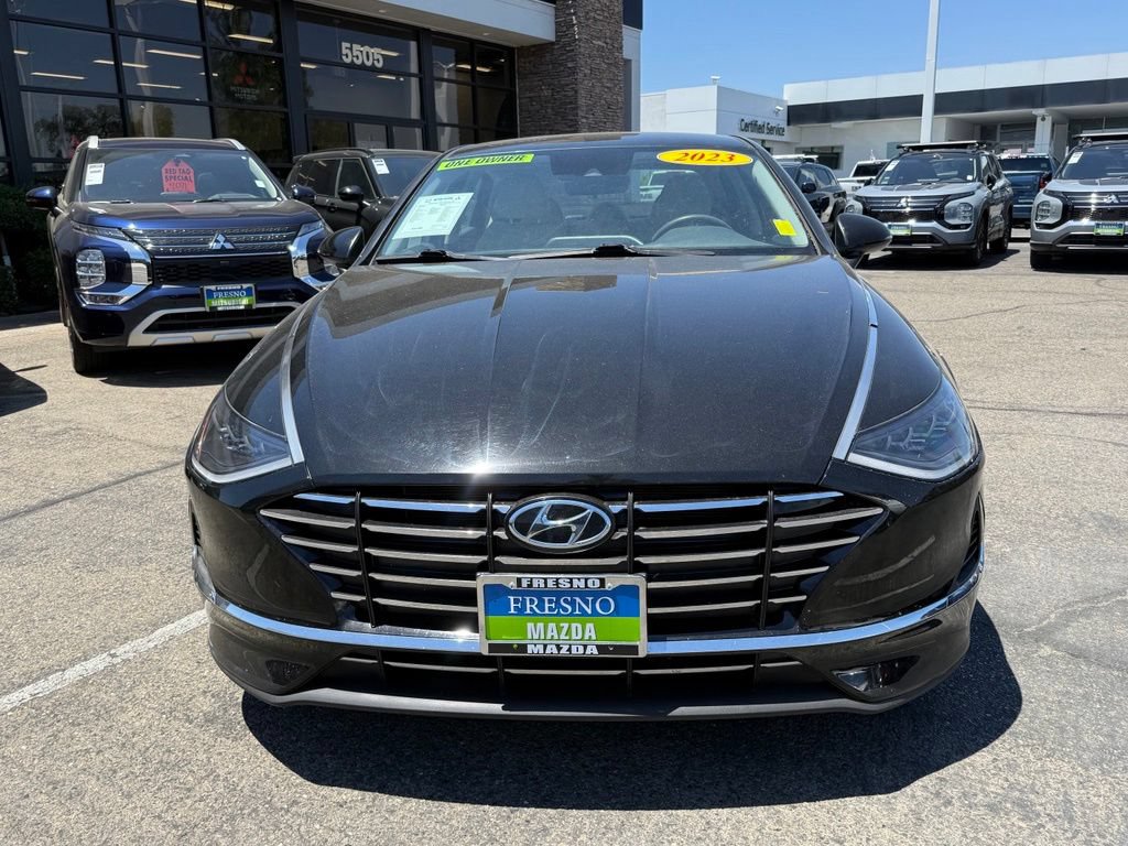 Used 2023 Hyundai Sonata SE w/ Cargo Package FWD image 3