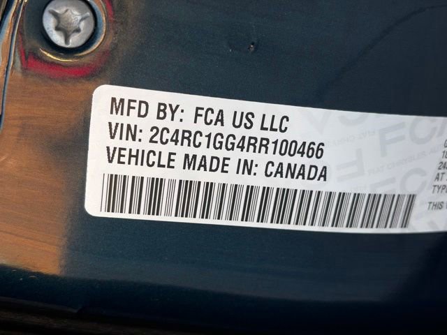 Used 2024 Chrysler Pacifica Limited image 37