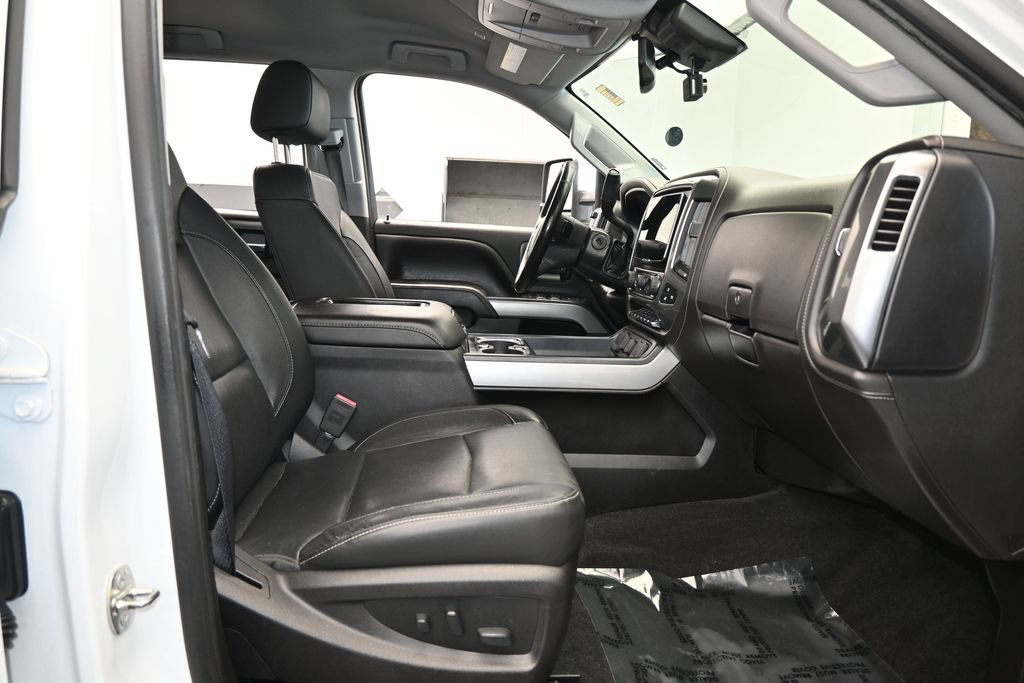 Used 2018 Chevrolet Silverado 2500 LTZ w/ Duramax Plus Package AWD/4WD image 52