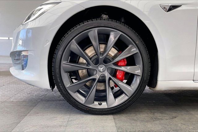 Used 2020 Tesla Model S Performance image 8