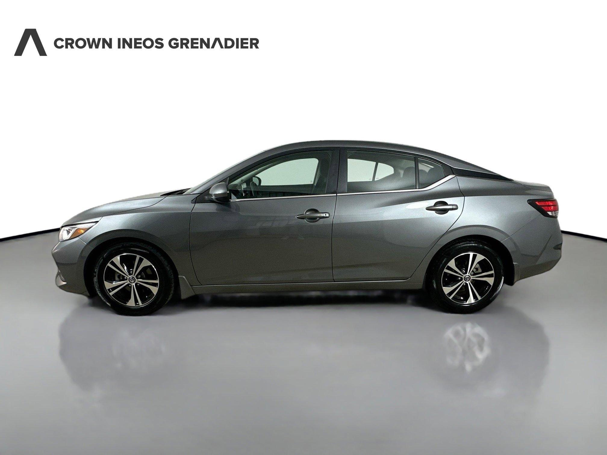 Used 2022 Nissan Sentra SV FWD image 8